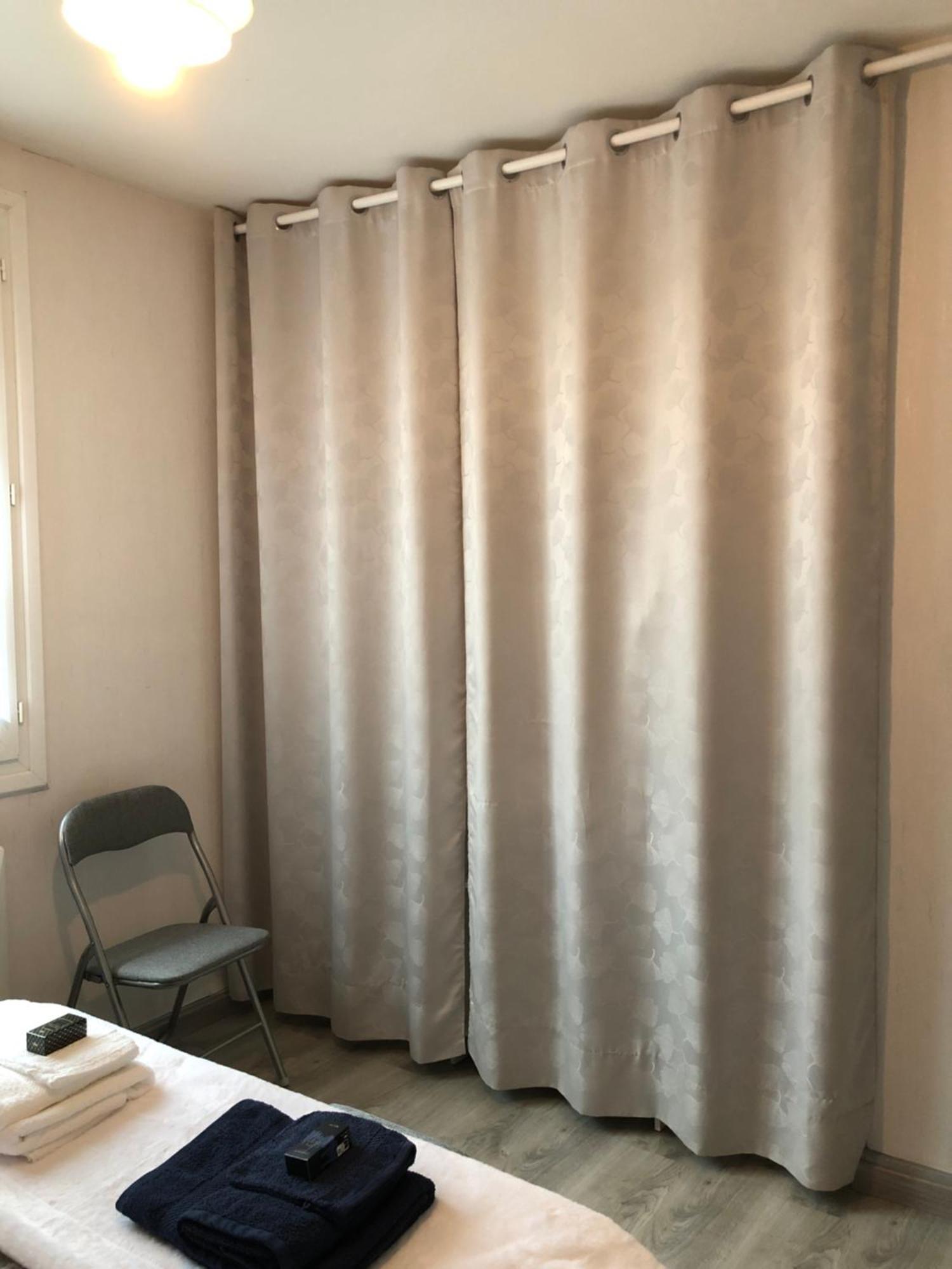 « Chez Annie » Bed & Breakfast Doue-la-Fontaine Bagian luar foto
