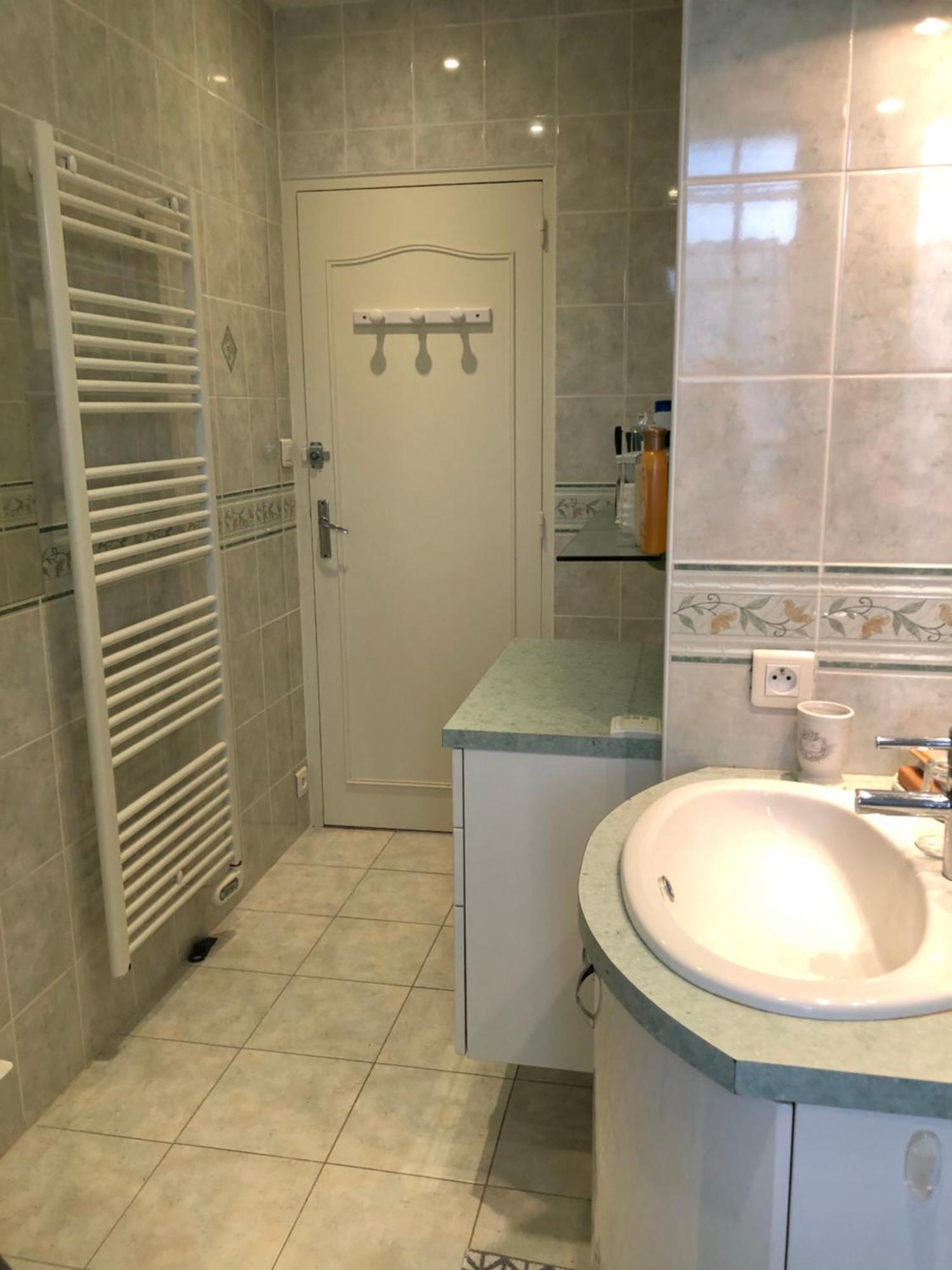 « Chez Annie » Bed & Breakfast Doue-la-Fontaine Bagian luar foto